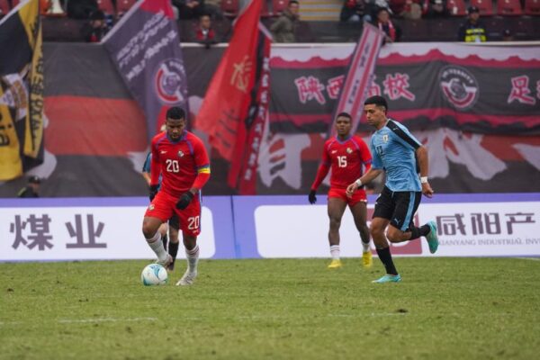 Panamá vence a Uruguay