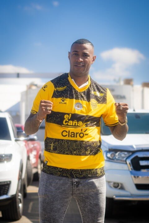 Carlos Small Deportivo España