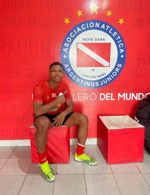 Ángel James jugará en Argentino Juniors