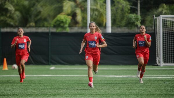 Entrenamiento selección femenina Panamá