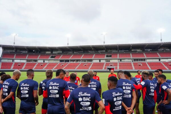 Oficial: Panamá vs Paraguay en el Rommel Fernández