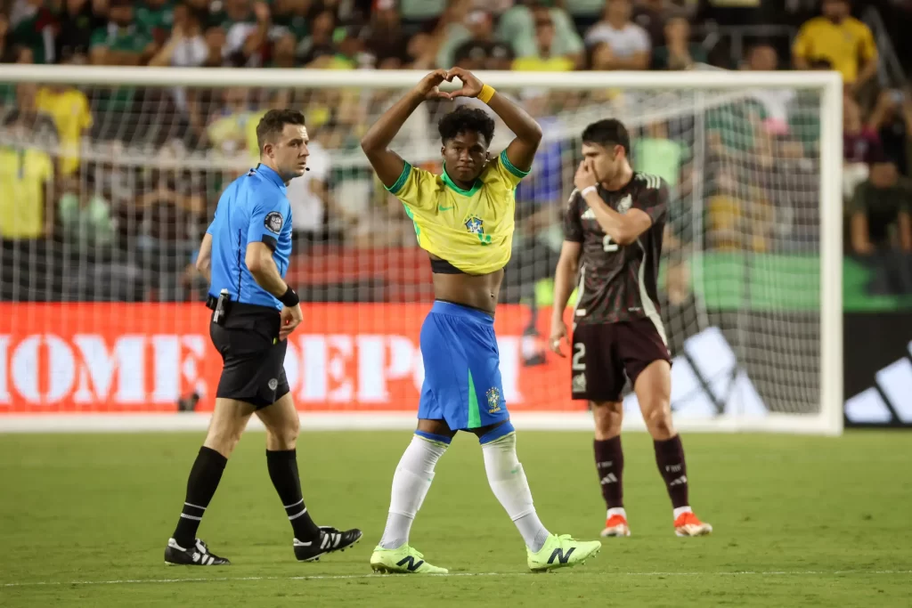 Brasil gana ante Mexico en amistoso previo a Copa América 2024