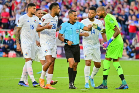 Iván Barton y la selección de Panamá