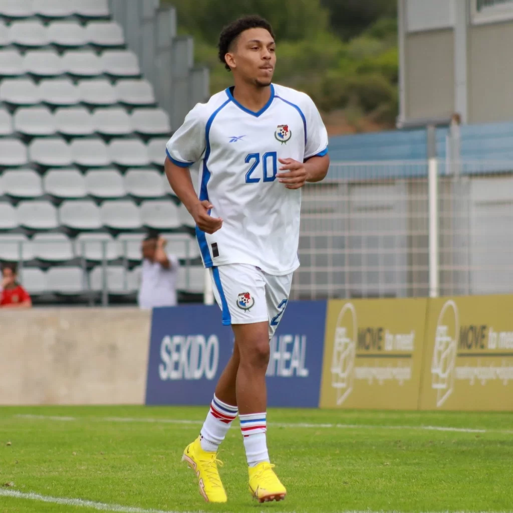 Moisés Véliz de la seleccion Panamá se unirá con legionarios en la MLS