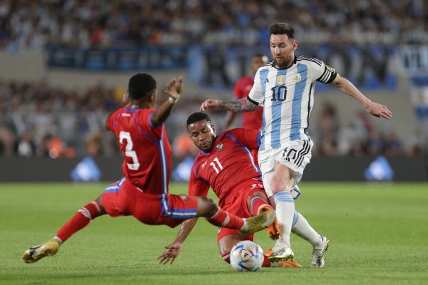 Lionel Messi (Photo by Daniel Jayo/Getty Images)