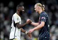 Antonio Rudiger y Erling Haaland (Photo by Angel Martinez/Getty Images)