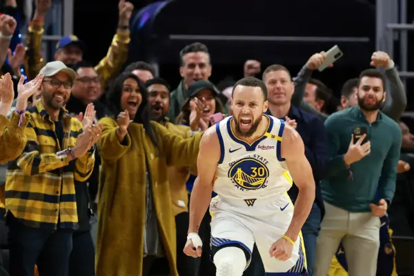 Golden State Warriors logran su primera victoria en play in Golden State Warrios vencen a los Memphis Grizzlies(Photo by Ezra Shaw/Getty Images)