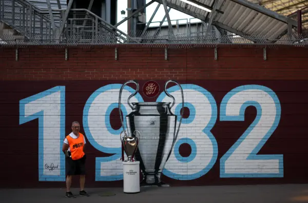 ¿Qué equipos ocupan ahora mismo las plazas por rendimiento Europeo? (Photo by Carl Recine/Getty Images)