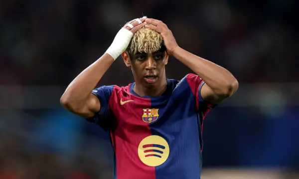 La semana más decisiva para el Barcelona Lamine Yamal(Photo by Carl Recine/Getty Images)