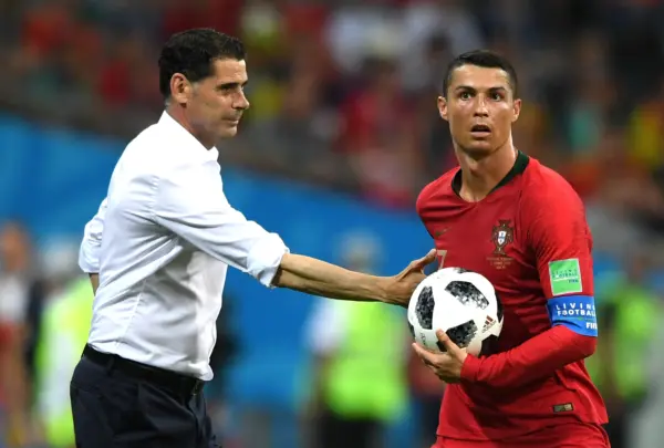 Fernando Hierro aclara el futuro de Cristiano Ronaldo Fernando Hierro y Cristiano Ronaldo(Photo by Stu Forster/Getty Images)