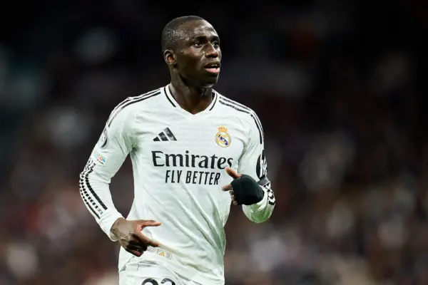 Ferland Mendy podría ser la primera baja para Xabi Alonso Ferland Mendy(Photo by Aitor Alcalde/Getty Images)