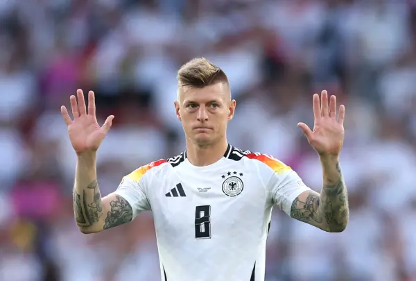 Toni Kroos recomienda a Angelo Stiller como su heredero en el Real Madrid Toni Kroos(Photo by Carl Recine/Getty Images)