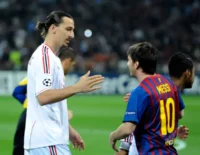 Zlatan Ibrahimovic y Lionel Messi (Photo by Claudio Villa/Getty Images)