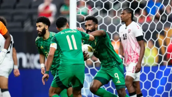 Arabia Saudita empata avanza a Cuartos de Final de la Copa Oro Arabia Saudita clasifica cuartos de final de la Copa Oro