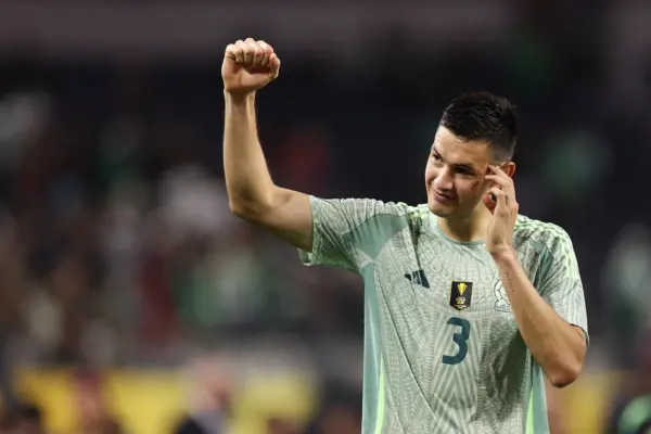 Doblete de Montes selló clasificación de México a los Cuartos de Final César Montes(Photo by Omar Vega/Getty Images)
