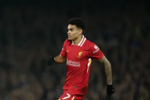 ¡HISTÓRICO LUIS DÍAZ! 1er extremo colombiano con 90 goles en europa Luis Díaz (Photo by Alex Pantling/Getty Images)