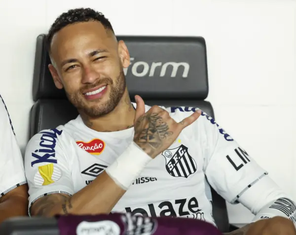Neymar (Photo by Alexandre Schneider/Getty Images)
