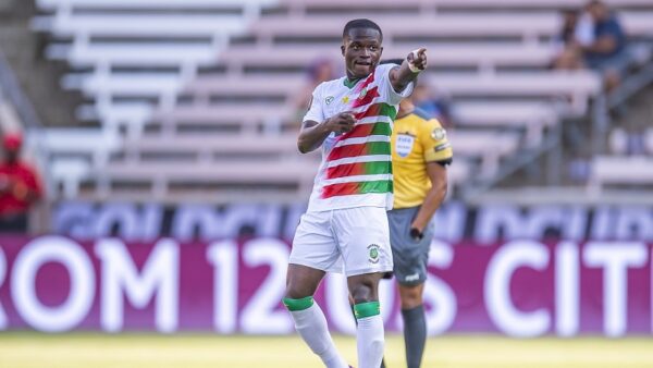 Los 5 futbolistas más destacados de Surinam Gleofilo Vlijter