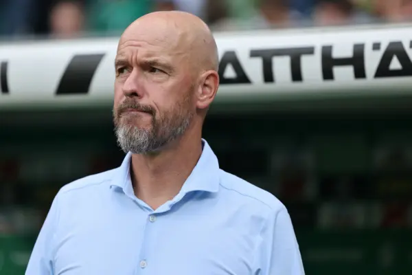 Erik Ten Hag, despedido del Bayer Leverkusen tras 3 meses (Photo by Christof Koepsel/Getty Images)