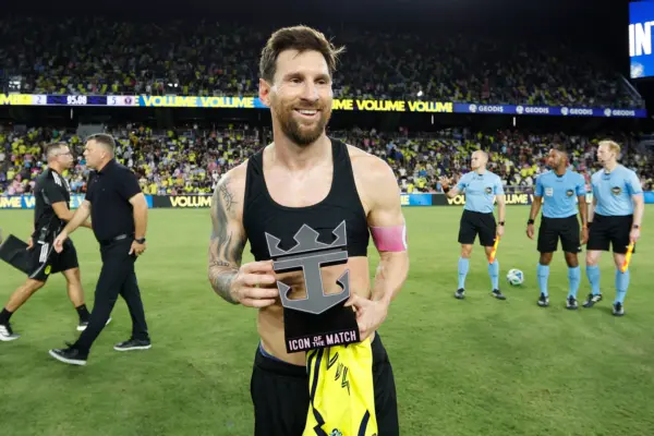 Lionel Messi gana el premio al mejor jugador del mes (Photo by Johnnie Izquierdo/Getty Images)