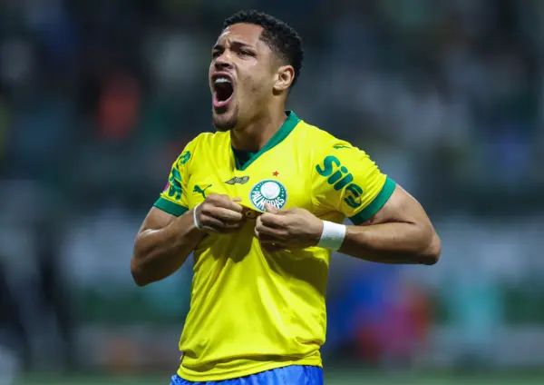 Vitor Roque y su inminente regreso al fútbol Europeo Vitor Roque (Photo by Alexandre Schneider/Getty Images)