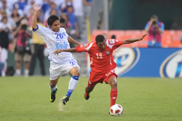 Todas las derrotas Panamá en el Cuscatlán (Photo by Mitchell Layton/Getty Images)