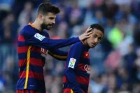 Gerard Piqué y Neymar Jr (Photo by David Ramos/Getty Images)