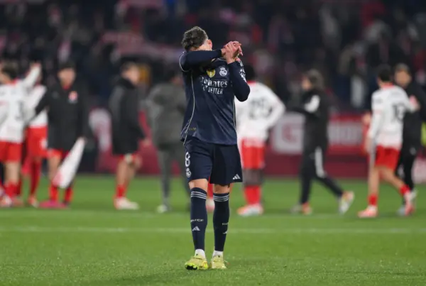 Federico Valverde recibe una oferta inesperada del gigante dormido Federico Valverde (Photo by David Ramos/Getty Images)