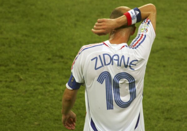 Así fueron los ultimos 4 juegos de Zidane como profesional zidane
