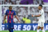 Lamine Yamal y Kylian Mbappé (Photo by David Ramos/Getty Images)