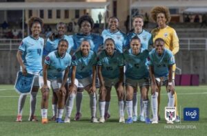 Panamá golea 3-0 y sigue como líder de su grupo Panamá